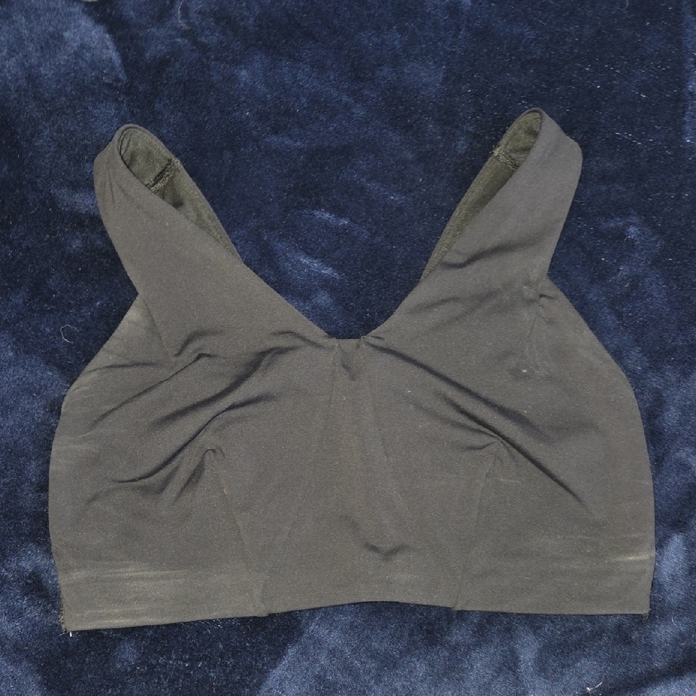 SALE 3 For $20 - Lululemon Athletica Black Sports Bra GREAT CONDITION - Size 8